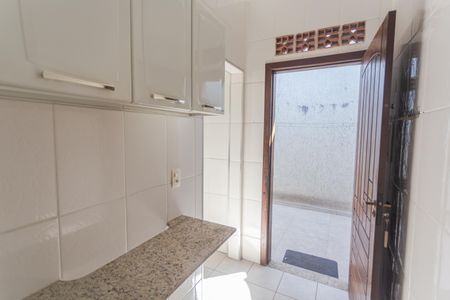 Casa à venda com 109m², 2 quartos e 2 vagas Casa à venda com 109m², 2 quartos e 2 vagasÁrea de Serviço