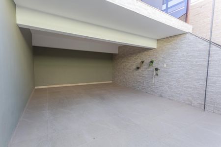 Casa à venda com 109m², 2 quartos e 2 vagas Casa à venda com 109m², 2 quartos e 2 vagasGaragem