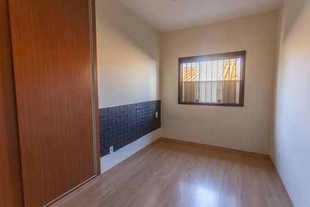 Quarto 2 de casa à venda com 2 quartos, 109m² em São Marcos, Belo Horizonte