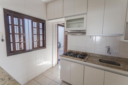 Casa à venda com 109m², 2 quartos e 2 vagas Casa à venda com 109m², 2 quartos e 2 vagasCozinha