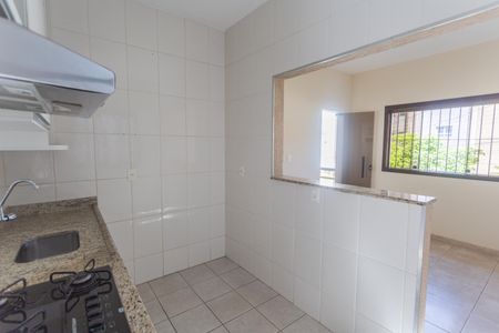 Casa à venda com 109m², 2 quartos e 2 vagas Casa à venda com 109m², 2 quartos e 2 vagasCozinha