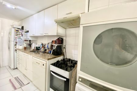 Apartamento à venda com 113m², 2 quartos e 2 vagasCozinha