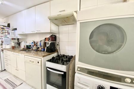 Apartamento à venda com 113m², 2 quartos e 2 vagasCozinha
