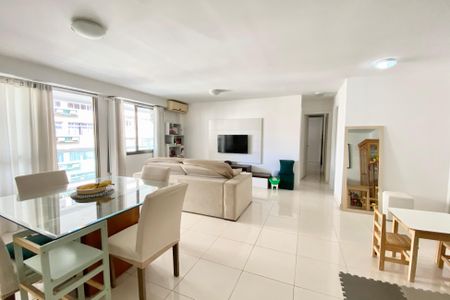 Apartamento à venda com 113m², 2 quartos e 2 vagasSala 