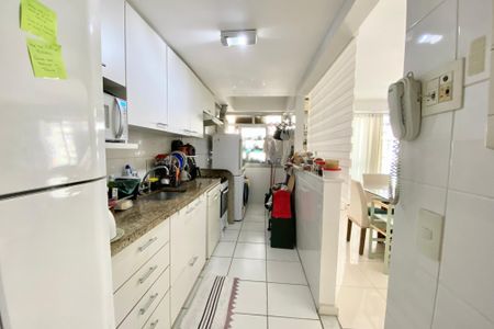 Apartamento à venda com 113m², 2 quartos e 2 vagasCozinha 