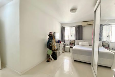 Apartamento à venda com 113m², 2 quartos e 2 vagasSuite 