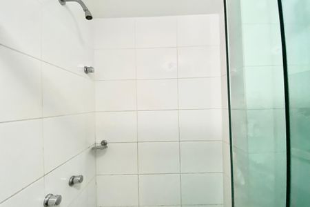 Apartamento à venda com 113m², 2 quartos e 2 vagasBanheiro social