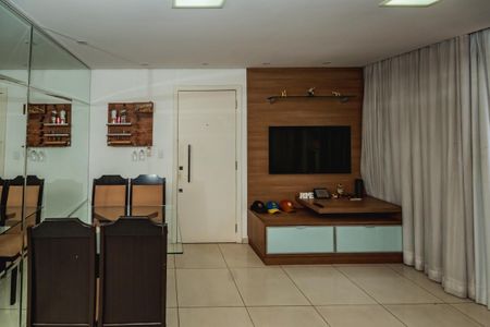 Apartamento à venda com 2 quartos, 62m² em Paquetá, Belo Horizonte