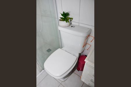 Apartamento para alugar com 48m², 2 quartos e 1 vaga Apartamento para alugar com 48m², 2 quartos e 1 vagaBanheiro Social