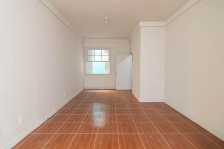 Casa para alugar com 298m², 3 quartos e 2 vagasSuíte