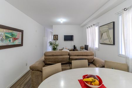 Apartamento para alugar com 56m², 2 quartos e 1 vaga Apartamento para alugar com 56m², 2 quartos e 1 vagaSala