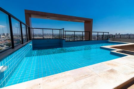 Apartamento para alugar com 40m², 2 quartos e 1 vaga Apartamento para alugar com 40m², 2 quartos e 1 vagaÁrea comum - Piscina