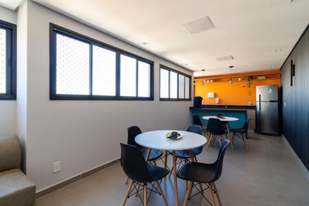 Apartamento para alugar com 28m², 1 quarto e sem vaga Apartamento para alugar com 28m², 1 quarto e sem vagaÁrea comum - Salão de festas