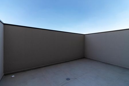 Apartamento para alugar com 28m², 1 quarto e sem vaga Apartamento para alugar com 28m², 1 quarto e sem vagaVaranda da Sala e da Suíte