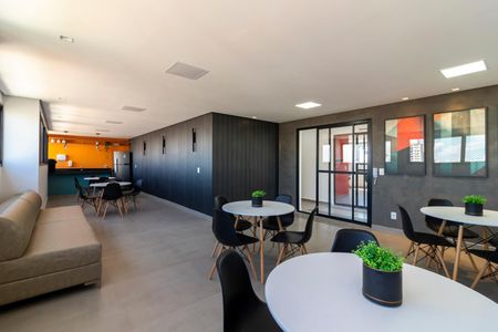 Apartamento para alugar com 28m², 1 quarto e sem vaga Apartamento para alugar com 28m², 1 quarto e sem vagaÁrea comum - Salão de festas