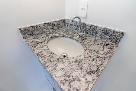 Apartamento para alugar com 28m², 1 quarto e sem vaga Apartamento para alugar com 28m², 1 quarto e sem vagaBanheiro da Suíte