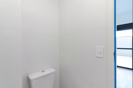 Apartamento para alugar com 28m², 1 quarto e sem vaga Apartamento para alugar com 28m², 1 quarto e sem vagaBanheiro da Suíte