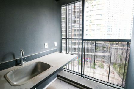 Área de Serviço de apartamento para alugar com 3 quartos, 106m² em Jardim das Acácias, São Paulo