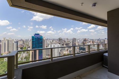 Varanda de kitnet/studio para alugar com 1 quarto, 30m² em Indianópolis, São Paulo