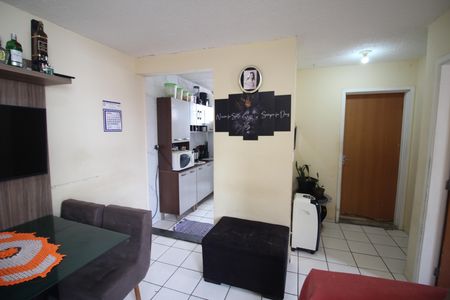 Sala de apartamento para alugar com 2 quartos, 50m² em Diamante, Belo Horizonte