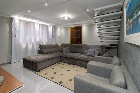 Sala de casa para alugar com 3 quartos, 400m² em Parque dos Bancarios, São Paulo