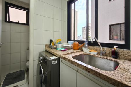 Apartamento à venda com 73m², 3 quartos e 1 vagaÁrea de Serviço