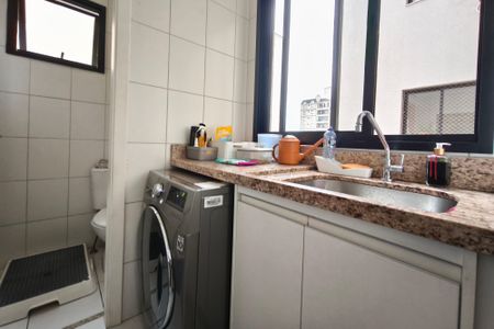 Apartamento à venda com 73m², 3 quartos e 1 vagaÁrea de Serviço