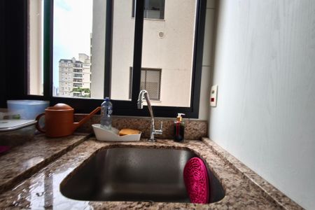 Apartamento à venda com 73m², 3 quartos e 1 vagaÁrea de Serviço