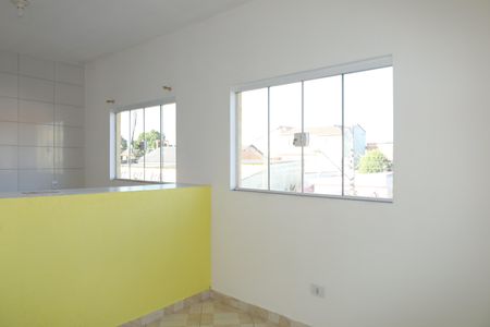 Sala de casa para alugar com 3 quartos, 70m² em Parque Santa Rita, São Paulo