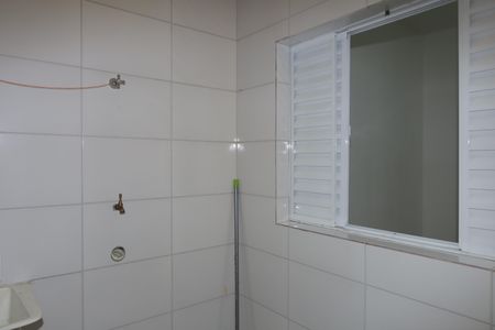 Casa para alugar com 70m², 3 quartos e sem vagaÁrea de Serviço