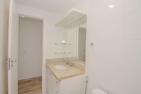 Apartamento para alugar com 125m², 3 quartos e 4 vagasBanheiro Social