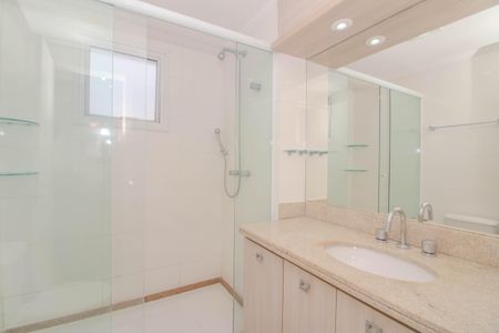 Apartamento para alugar com 125m², 3 quartos e 4 vagasBanheiro da Suíte