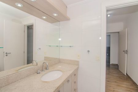 Apartamento para alugar com 125m², 3 quartos e 4 vagasBanheiro da Suíte