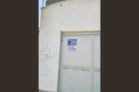 Casa à venda com 100m², 2 quartos e 1 vagaplaquinha TXFD-452