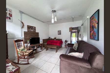 Casa à venda com 129m², 3 quartos e 2 vagas