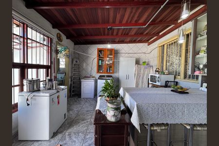 Casa à venda com 129m², 3 quartos e 2 vagas