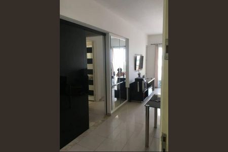 Apartamento à venda com 66m², 2 quartos e 2 vagas Apartamento à venda com 66m², 2 quartos e 2 vagasFoto 03