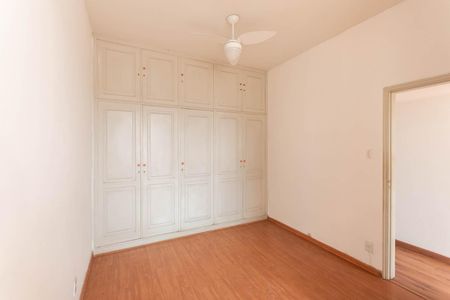 Apartamento para alugar com 110m², 3 quartos e sem vagaQuarto 2