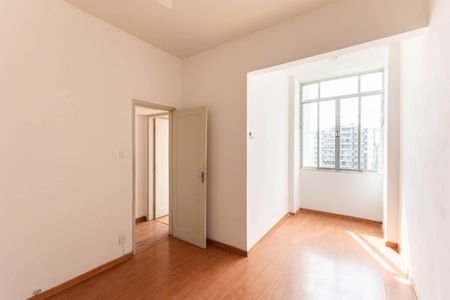 Apartamento para alugar com 110m², 3 quartos e sem vagaQuarto 2