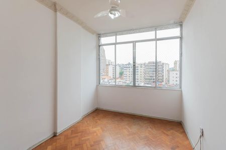 Apartamento para alugar com 110m², 3 quartos e sem vagaSala