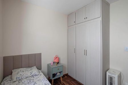 Casa à venda com 210m², 3 quartos e 2 vagas Casa à venda com 210m², 3 quartos e 2 vagasQuarto 2