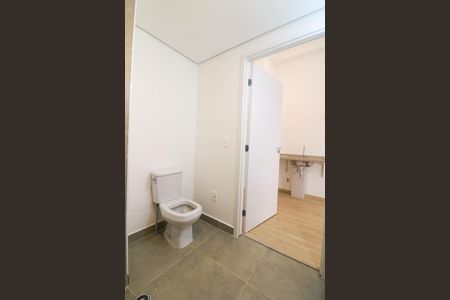 Apartamento para alugar com 33m², 1 quarto e sem vaga Apartamento para alugar com 33m², 1 quarto e sem vagaBanheiro