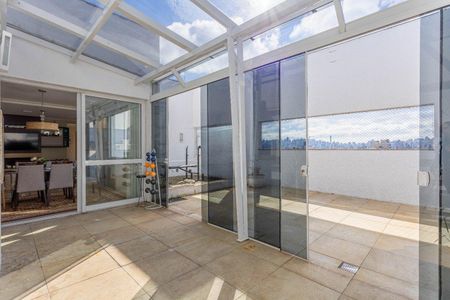 Apartamento à venda com 176m², 3 quartos e 3 vagasVaranda 
