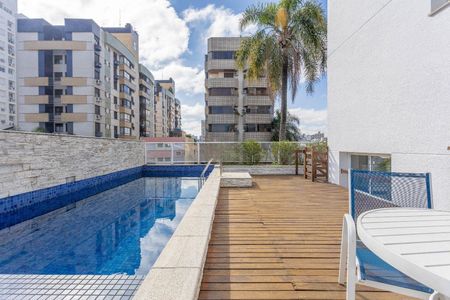 Apartamento à venda com 176m², 3 quartos e 3 vagasÁrea comum - Piscina