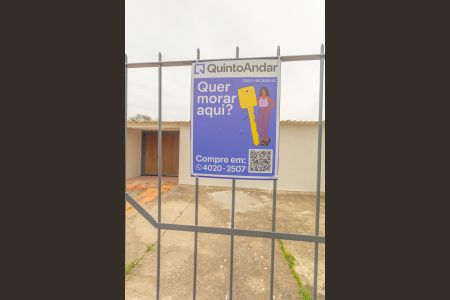 Casa à venda com 100m², 2 quartos e 2 vagasPlaca instalada