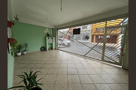Casa à venda com 199m², 4 quartos e 2 vagas Casa à venda com 199m², 4 quartos e 2 vagasGaragem