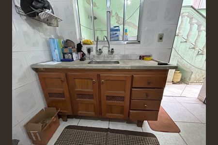 Casa à venda com 199m², 4 quartos e 2 vagas Casa à venda com 199m², 4 quartos e 2 vagasCozinha Casa 2