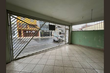 Casa à venda com 199m², 4 quartos e 2 vagas Casa à venda com 199m², 4 quartos e 2 vagasGaragem