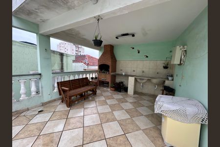 Casa à venda com 199m², 4 quartos e 2 vagas Casa à venda com 199m², 4 quartos e 2 vagasChurrasqueira