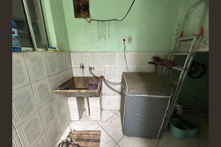 Casa à venda com 199m², 4 quartos e 2 vagas Casa à venda com 199m², 4 quartos e 2 vagasÁrea de Serviço